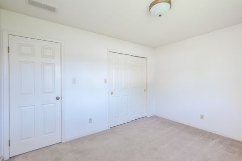 Tiny photo for 690 E VICKSBURG Court, Bourbonnais, IL 60914 (MLS # 12629289)