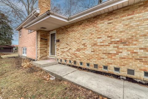 Tiny photo for Evergreen Park, IL 60805 (MLS # 12537313)