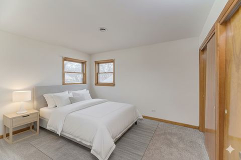 Tiny photo for Evergreen Park, IL 60805 (MLS # 12537313)