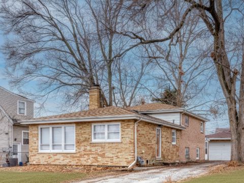 Photo of Evergreen Park, IL 60805 (MLS # 12537313)