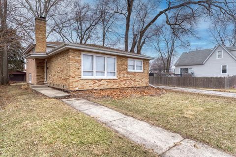 Photo of Evergreen Park, IL 60805 (MLS # 12537313)