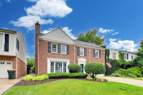 Tiny photo for 434 S Beverly Lane, Arlington Heights, IL 60005 (MLS # 12659910)