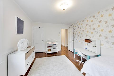 Tiny photo for 434 S Beverly Lane, Arlington Heights, IL 60005 (MLS # 12659910)