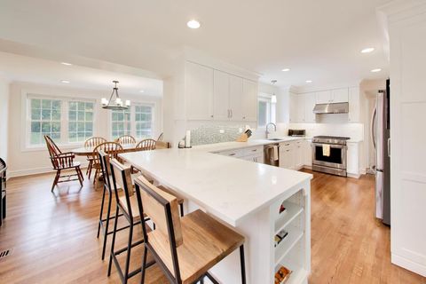 Tiny photo for 434 S Beverly Lane, Arlington Heights, IL 60005 (MLS # 12659910)