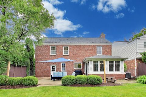 Tiny photo for 434 S Beverly Lane, Arlington Heights, IL 60005 (MLS # 12659910)