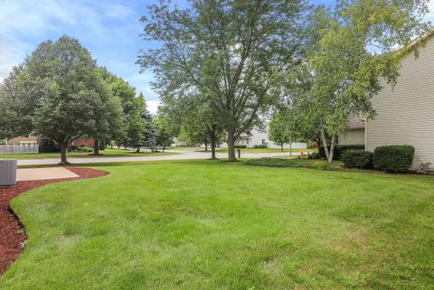 Tiny photo for 939 Lowell Lane, Naperville, IL 60540 (MLS # 12452799)