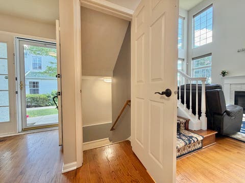 Tiny photo for 110 Pembroke Circle, Lake Bluff, IL 60044 (MLS # 12677145)