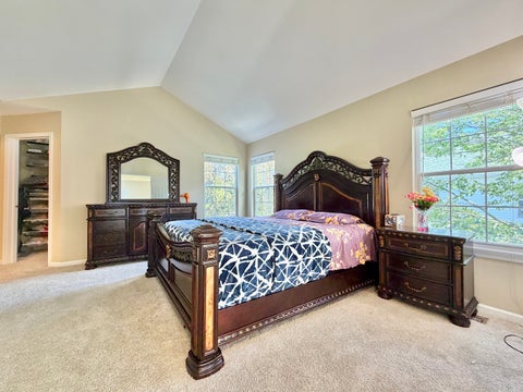 Tiny photo for 110 Pembroke Circle, Lake Bluff, IL 60044 (MLS # 12677145)
