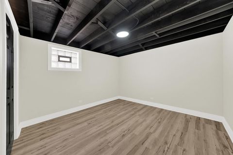 Tiny photo for 15056 Wabash Avenue, South Holland, IL 60473 (MLS # 12600985)