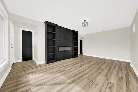 Tiny photo for 15056 Wabash Avenue, South Holland, IL 60473 (MLS # 12600985)