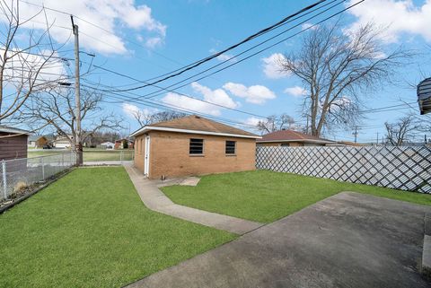 Tiny photo for 15056 Wabash Avenue, South Holland, IL 60473 (MLS # 12600985)