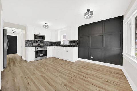 Tiny photo for 15056 Wabash Avenue, South Holland, IL 60473 (MLS # 12600985)