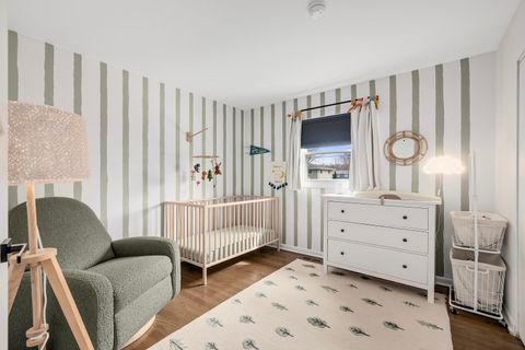 Tiny photo for 6213 Leonard Avenue, Downers Grove, IL 60516 (MLS # 12601666)