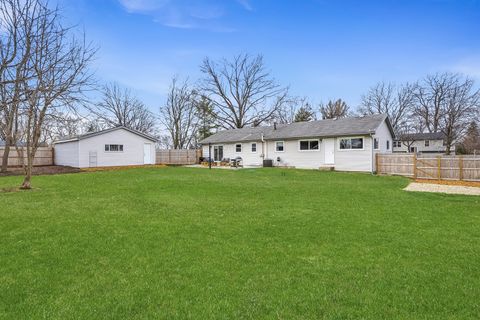 Tiny photo for 6213 Leonard Avenue, Downers Grove, IL 60516 (MLS # 12601666)