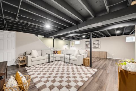 Tiny photo for 6213 Leonard Avenue, Downers Grove, IL 60516 (MLS # 12601666)