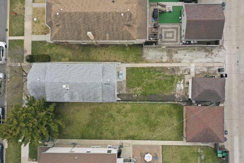 Tiny photo for 1322 Scoville Avenue, Berwyn, IL 60402 (MLS # 12606248)