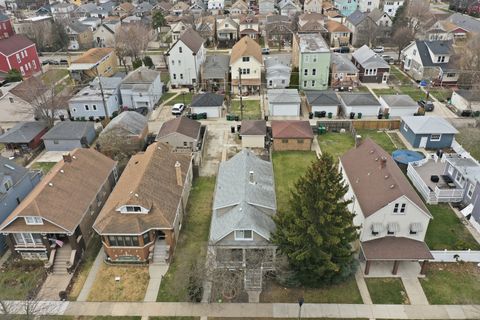 Tiny photo for 1322 Scoville Avenue, Berwyn, IL 60402 (MLS # 12606248)