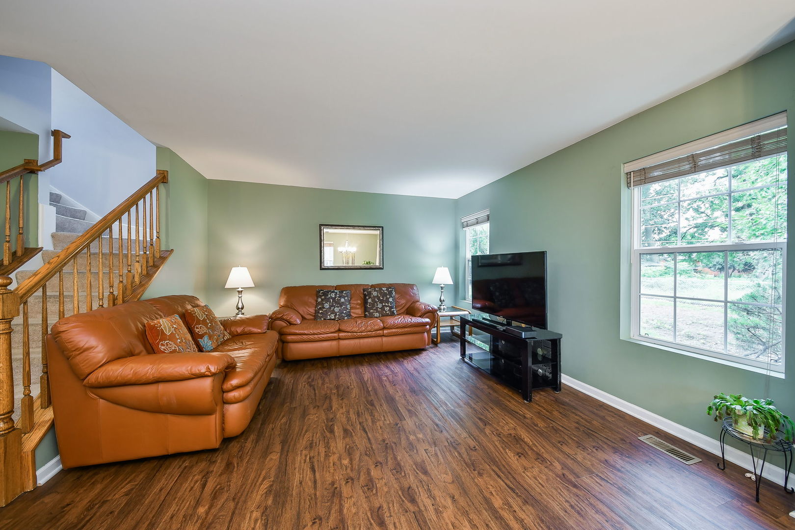 2405 Stoughton Circle