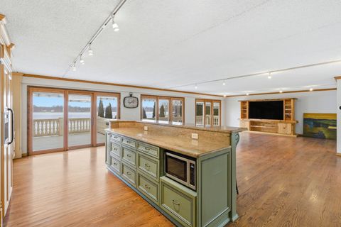 Tiny photo for 25402 W Dering Lane, Lake Villa, IL 60046 (MLS # 12582852)