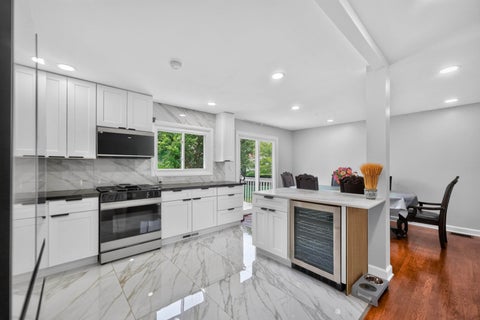 Tiny photo for 535 Edgemont Lane, Hoffman Estates, IL 60169 (MLS # 12739022)