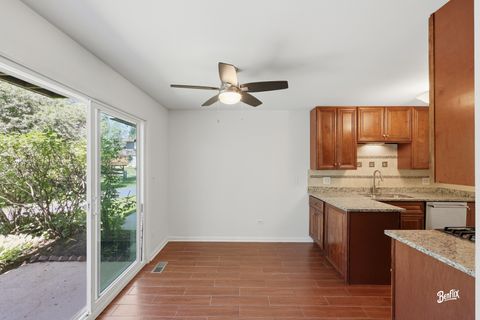 Tiny photo for 622 N Deer Run Drive #B11, Palatine, IL 60067 (MLS # 12664723)