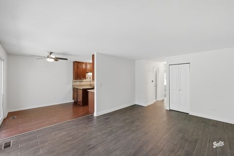 Tiny photo for 622 N Deer Run Drive #B11, Palatine, IL 60067 (MLS # 12664723)
