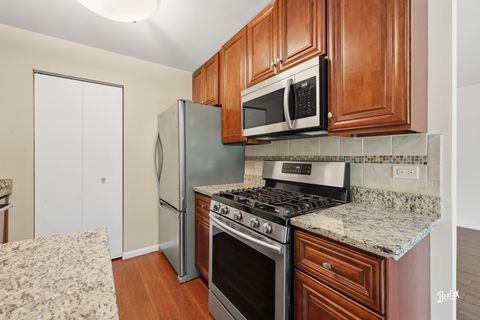 Tiny photo for 622 N Deer Run Drive #B11, Palatine, IL 60067 (MLS # 12664723)