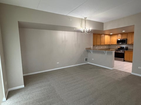 Tiny photo for 6420 Double Eagle Drive #302, Woodridge, IL 60517 (MLS # 12787467)