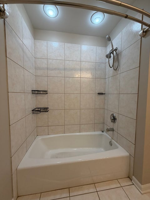 Tiny photo for 6420 Double Eagle Drive #302, Woodridge, IL 60517 (MLS # 12787467)
