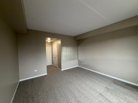 Tiny photo for 6420 Double Eagle Drive #302, Woodridge, IL 60517 (MLS # 12787467)