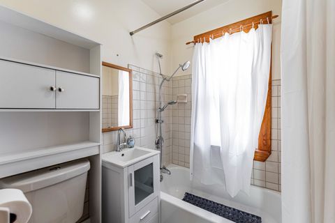 Tiny photo for 7533 N Ridge Boulevard, Chicago, IL 60645 (MLS # 12601487)