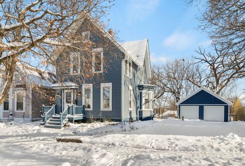 Photo of 217 Henry Street, Elgin, IL 60120 (MLS # 12528595)