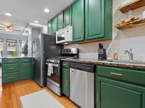 Tiny photo for 3951 N St Louis Avenue #1, Chicago, IL 60618 (MLS # 12661076)
