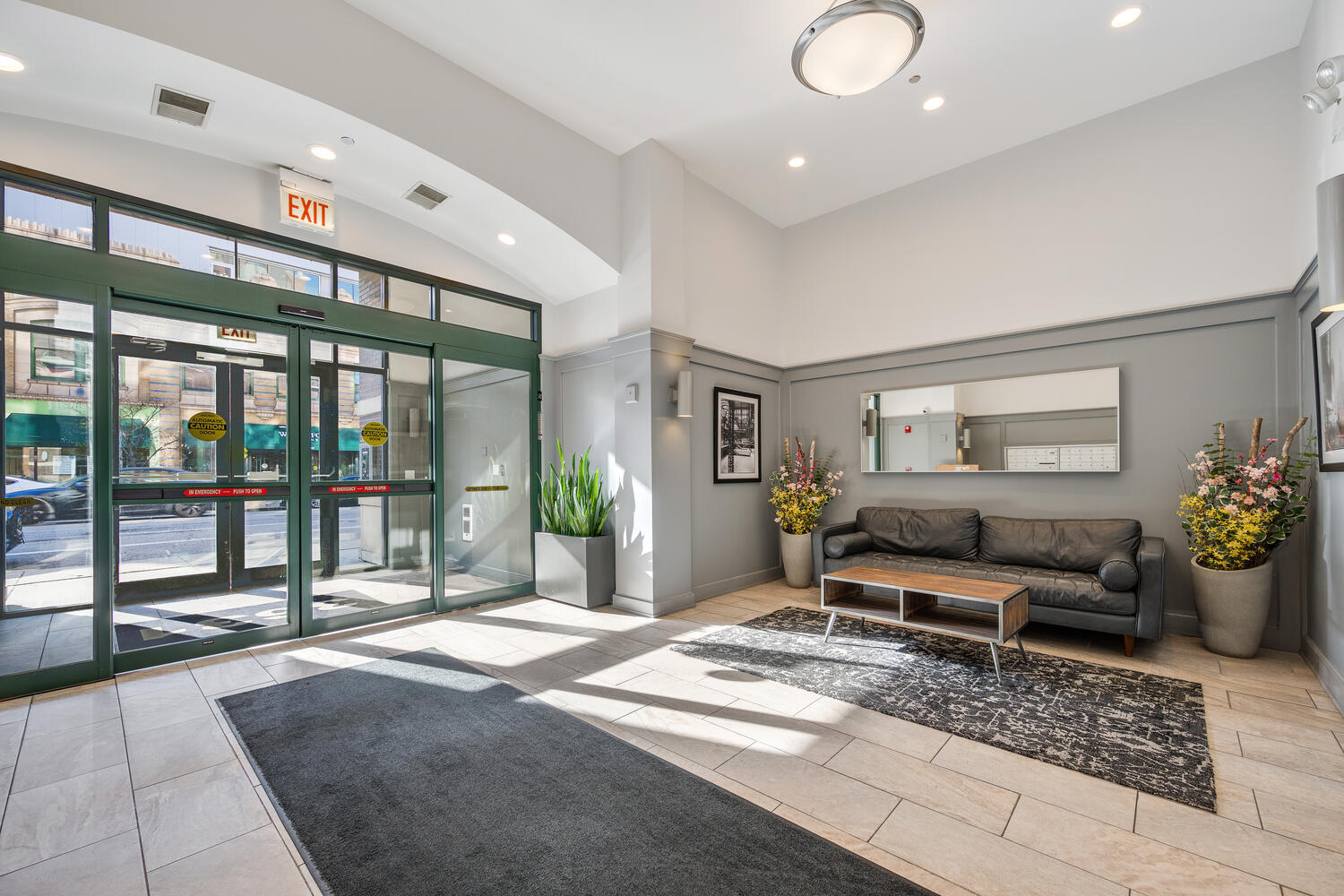 3631 N Halsted Street 213