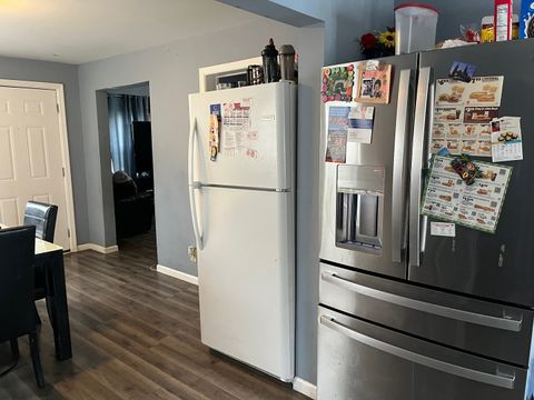 Tiny photo for 913 Superior Street, Aurora, IL 60505 (MLS # 12599288)