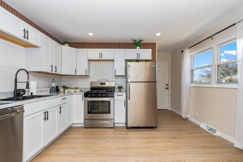 Tiny photo for 3724 W VERNER Drive, Peoria, IL 61615 (MLS # 12591291)