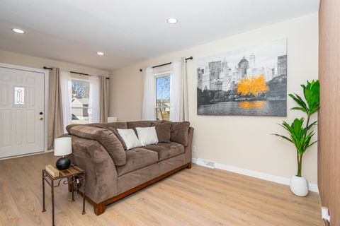 Tiny photo for 3724 W VERNER Drive, Peoria, IL 61615 (MLS # 12591291)