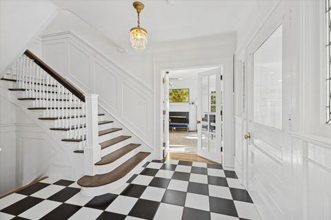 Tiny photo for 176 Riverside Road, Riverside, IL 60546 (MLS # 12493333)