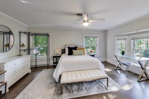 Tiny photo for 176 Riverside Road, Riverside, IL 60546 (MLS # 12493333)