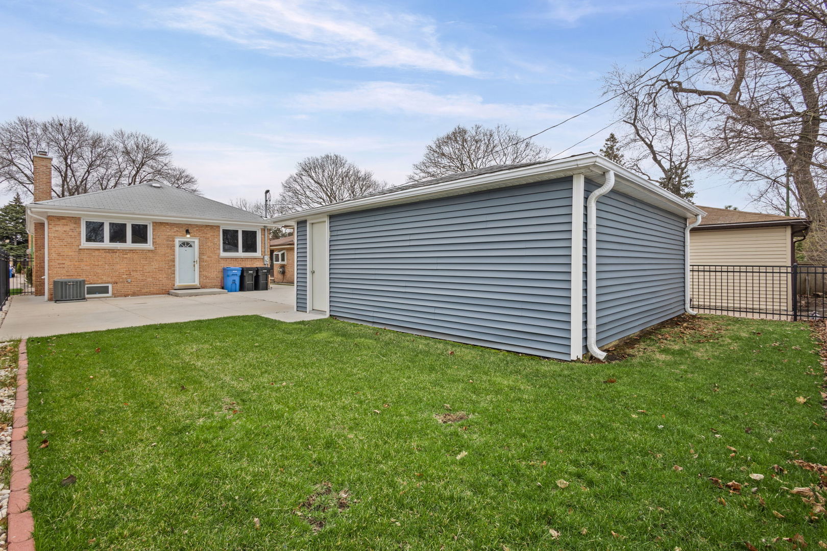 4904 N Normandy Avenue