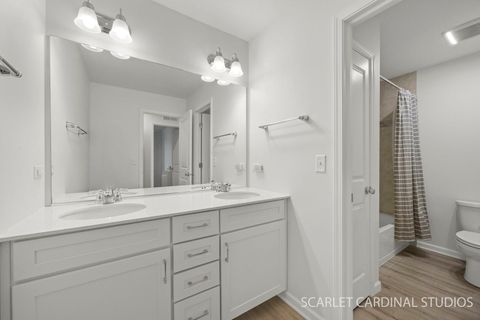 Tiny photo for 487 Watercress Drive, Aurora, IL 60504 (MLS # 12560708)