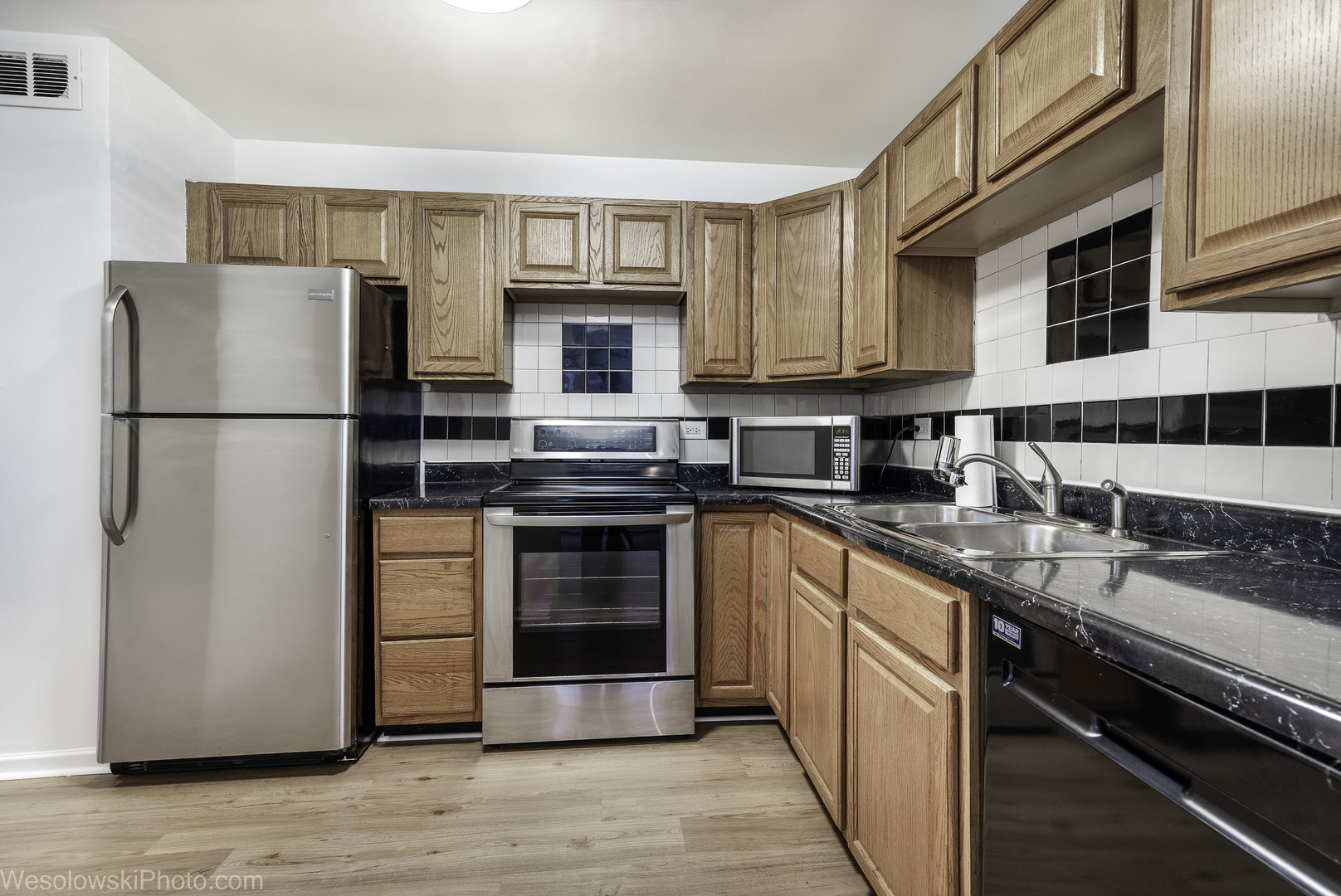 6301 N Sheridan Road 6C