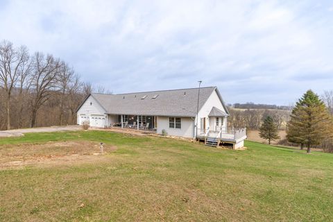 Tiny photo for 107 Lost Lane, Savanna, IL 61074 (MLS # 12604381)