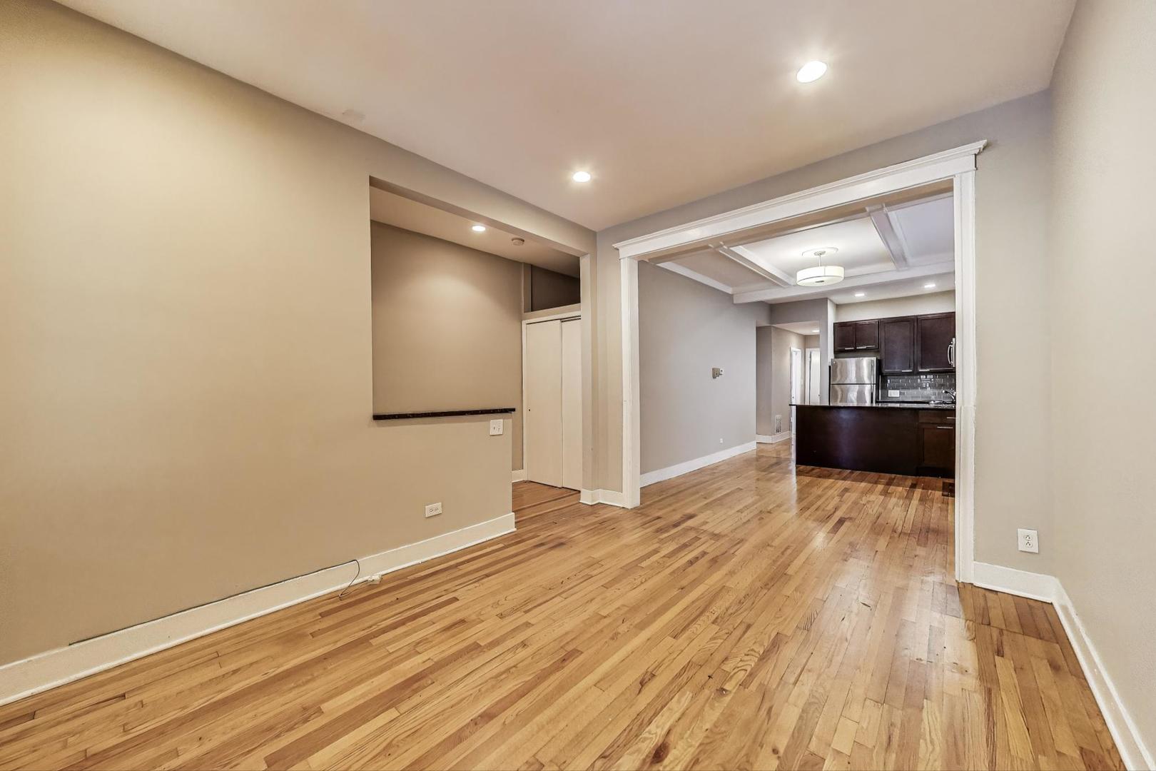 1914 W Crystal Street 1F