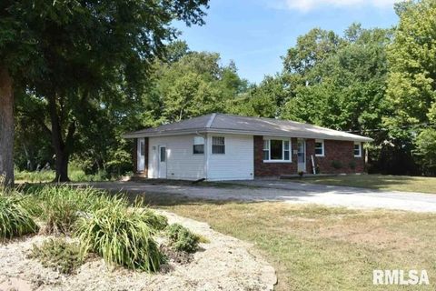 Tiny photo for 5730 GARDNER Expy, Quincy, IL 62305 (MLS # QC4266932)