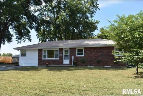 Photo of 5730 GARDNER Expy, Quincy, IL 62305 (MLS # QC4266932)
