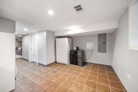 Tiny photo for 1123 W 19th Street, Chicago, IL 60608 (MLS # 12461629)