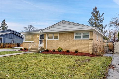 Tiny photo for 9317 Olcott Avenue, Morton Grove, IL 60053 (MLS # 12554258)