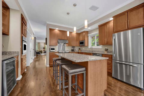 Tiny photo for 1727 W PETERSON Avenue, Chicago, IL 60660 (MLS # 12683182)