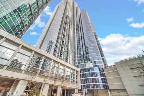 Photo of 1211 S Prairie Avenue #1204, Chicago, IL 60605 (MLS # 12642896)